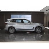 BMW宝马X5   2023款 xDrive 30Li M运动套装