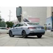 ROEWE 荣威D7  2023款 DMH 125km 旗舰版