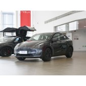 Tesla Model Y 2024K   CXHQLQDB